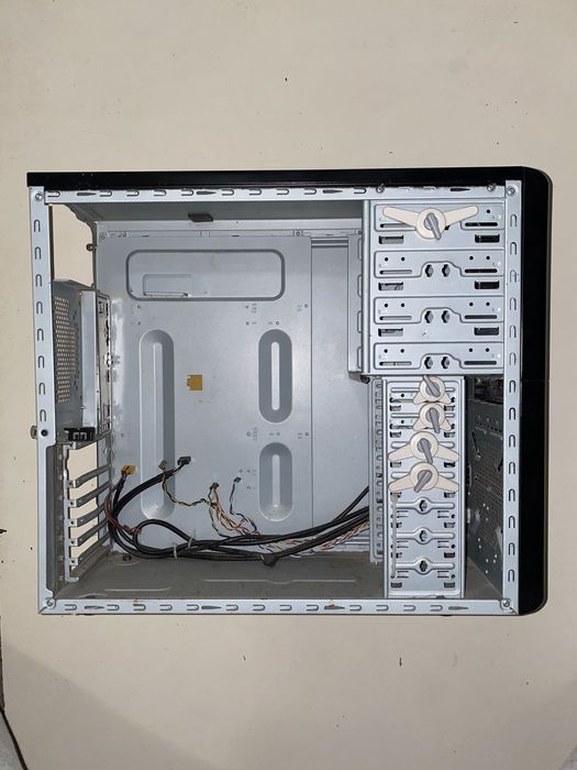 Корпус для комп'ютера