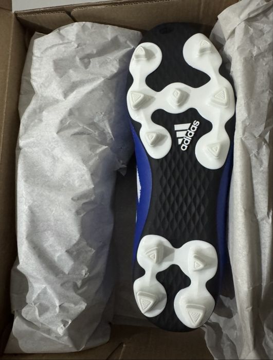 Chuteiras Adidas T38 2/3 NOVAS