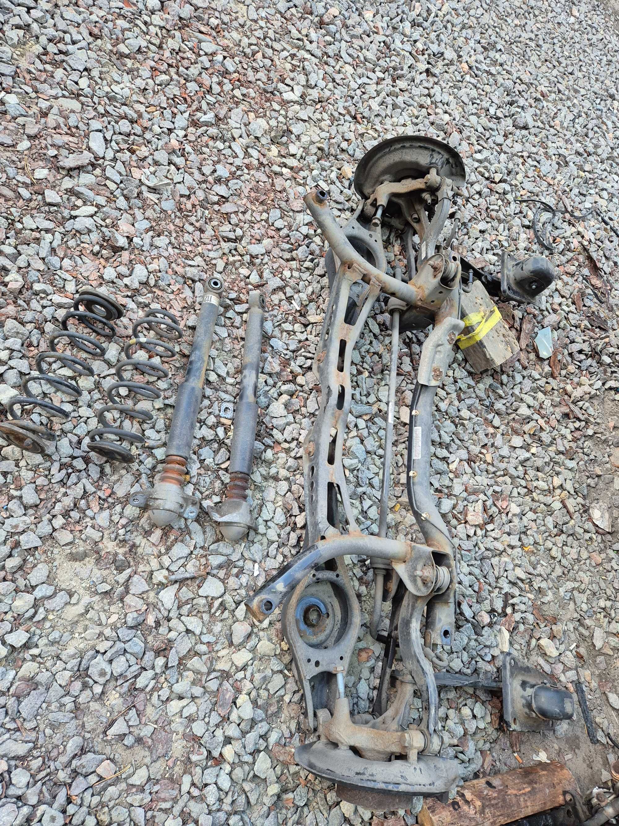 Задня ходова vw jetta 6 14-18р.