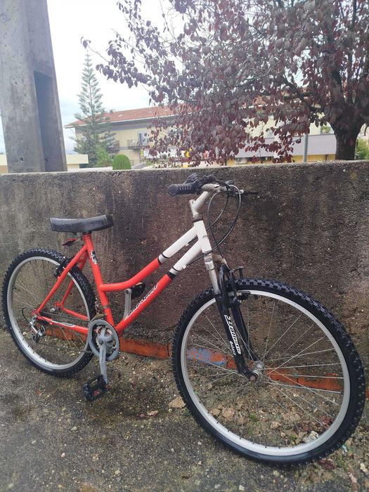 Bicicletas á venda