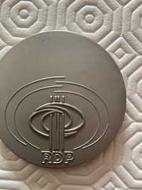 Medalha comemorativa dos 60 anos da Rádio