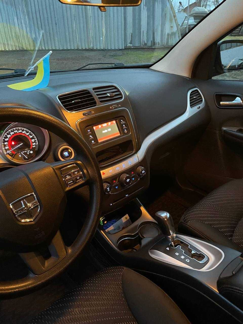 Продам Dodge Journey 2011