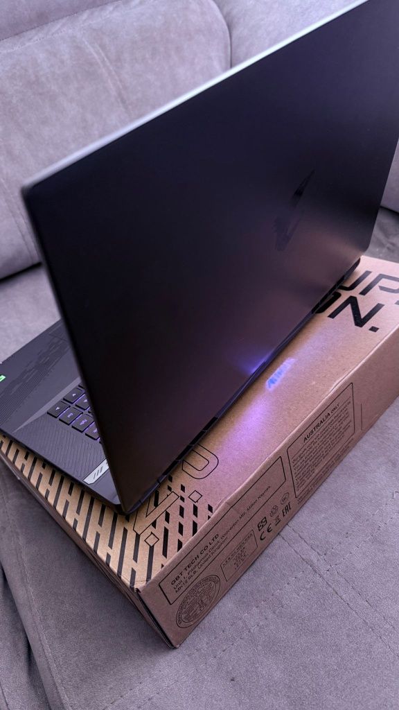 Portátil Aorus x16 i7 14th ddr5 RTX 4070 novo