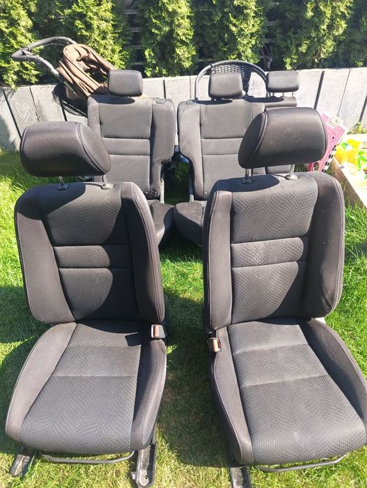 Fotele honda ufo Civic viii