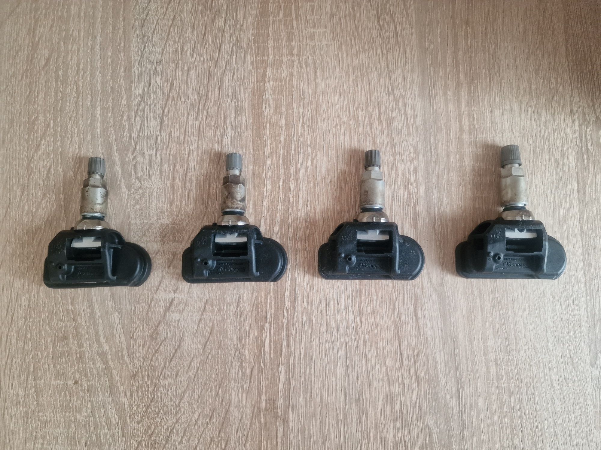 Czujniki ciśnienia powietrza TPMS Mercedes Oryginał (OEM) (Schrader)