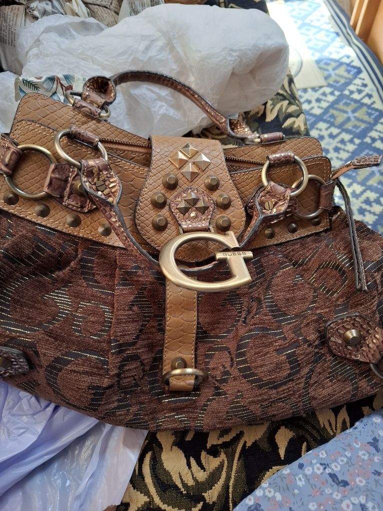 Mala guess vintage y2k G Nova