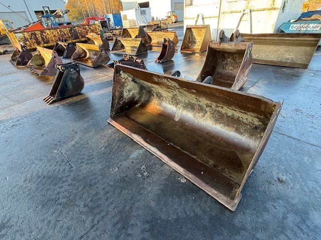 CAT TH 63 łyżka do ładowarki teleskopowej