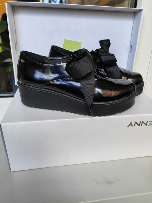 Lakierki Wojas roz 37