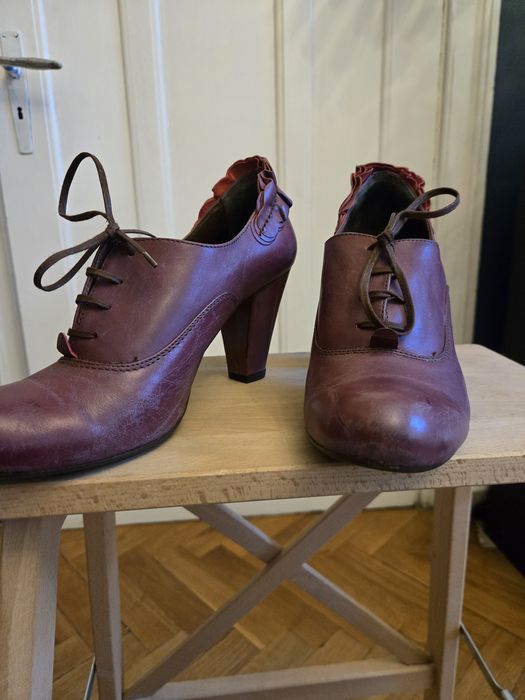 Oryginalne, fioletowe pantofle Gino Rossi