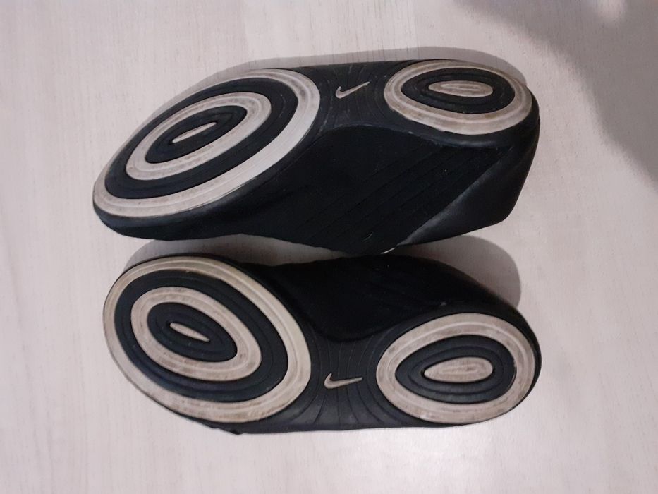 Sapatilhas Nike Tamanho 39 Europeu