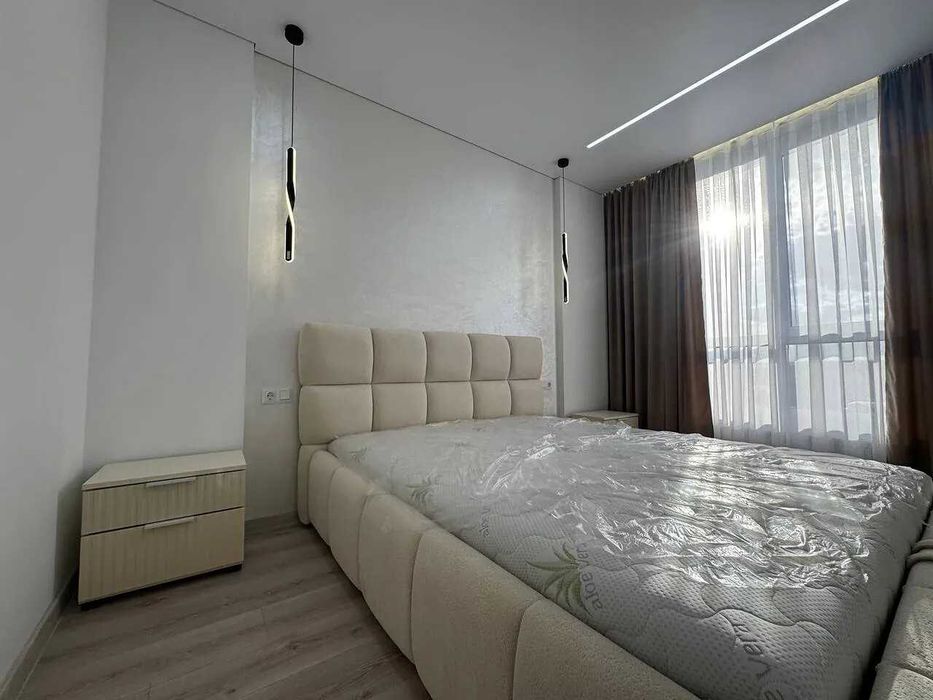 Центр міста, продам 2 кім з ремонтом, і/о опалення, Main House!