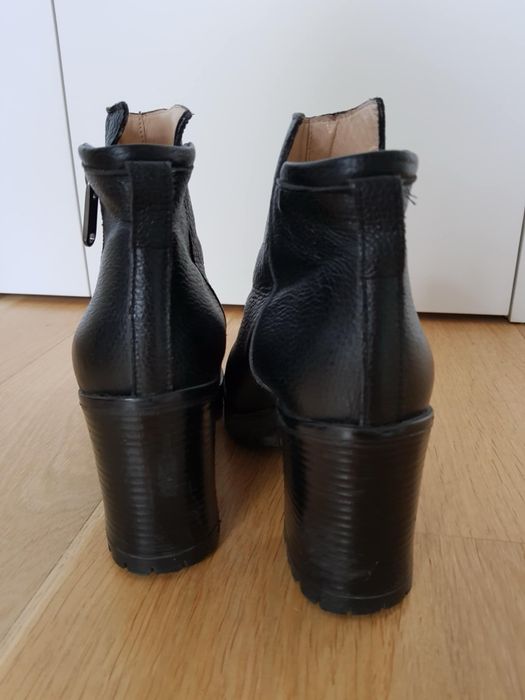 Botki Liu Jo czarne rozmiar 39 na sprzedaż w bardzo dobrym stanie