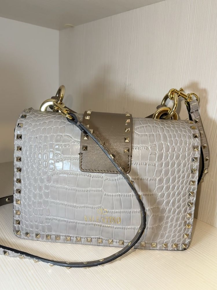 Сумка Valentino натуральная кожа