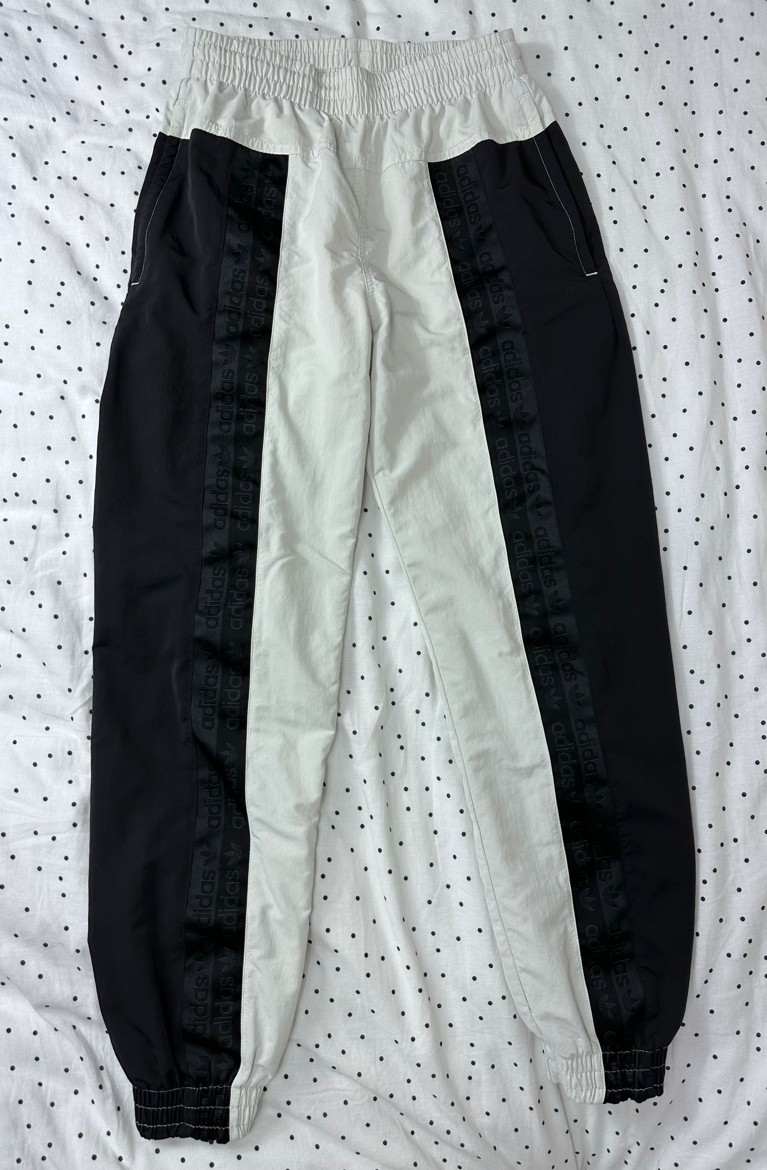 Spodnie sportowe adidas R.Y.V. Track Pants