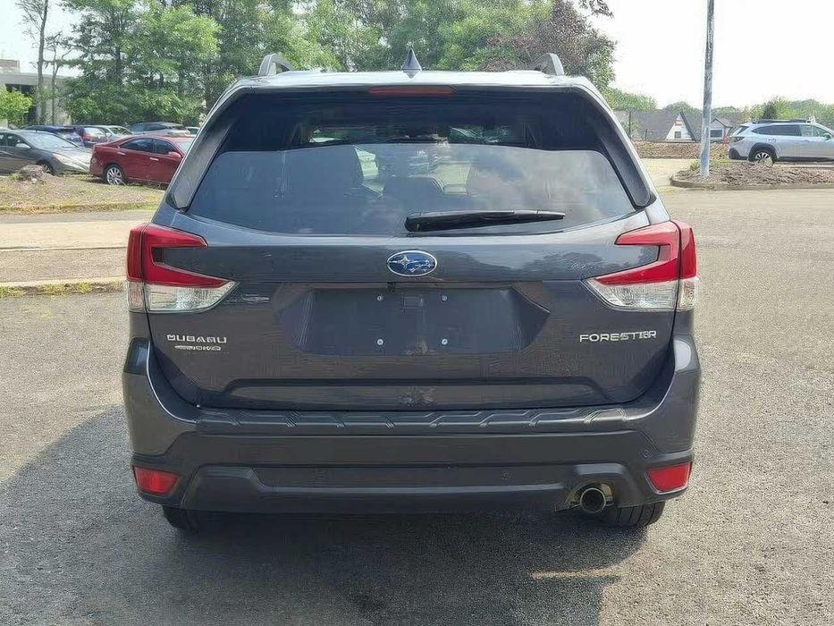 Subaru Forester Limited      2020