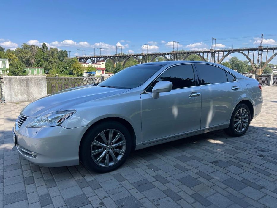 Продам LEXUS ES 350 2007 года.