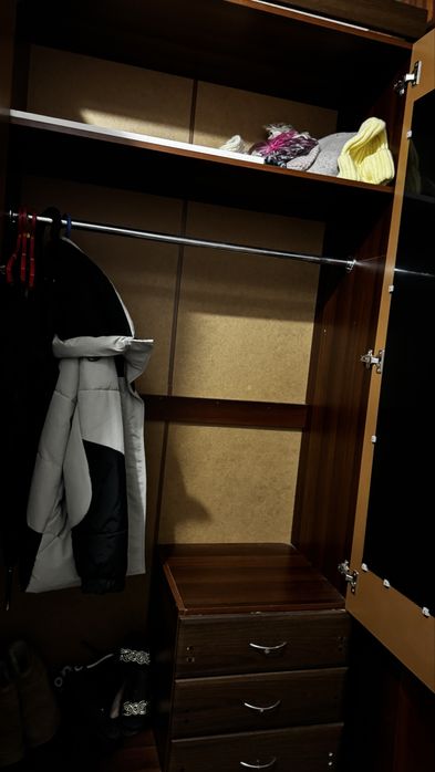 Шкаф для передпокою