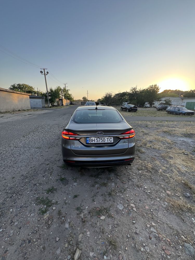 Ford Fusion Plug-in phev