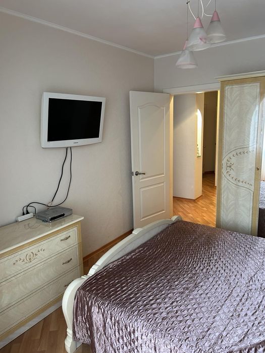 Оренда 3-х кімн.кв. вул.Офіцерська,18