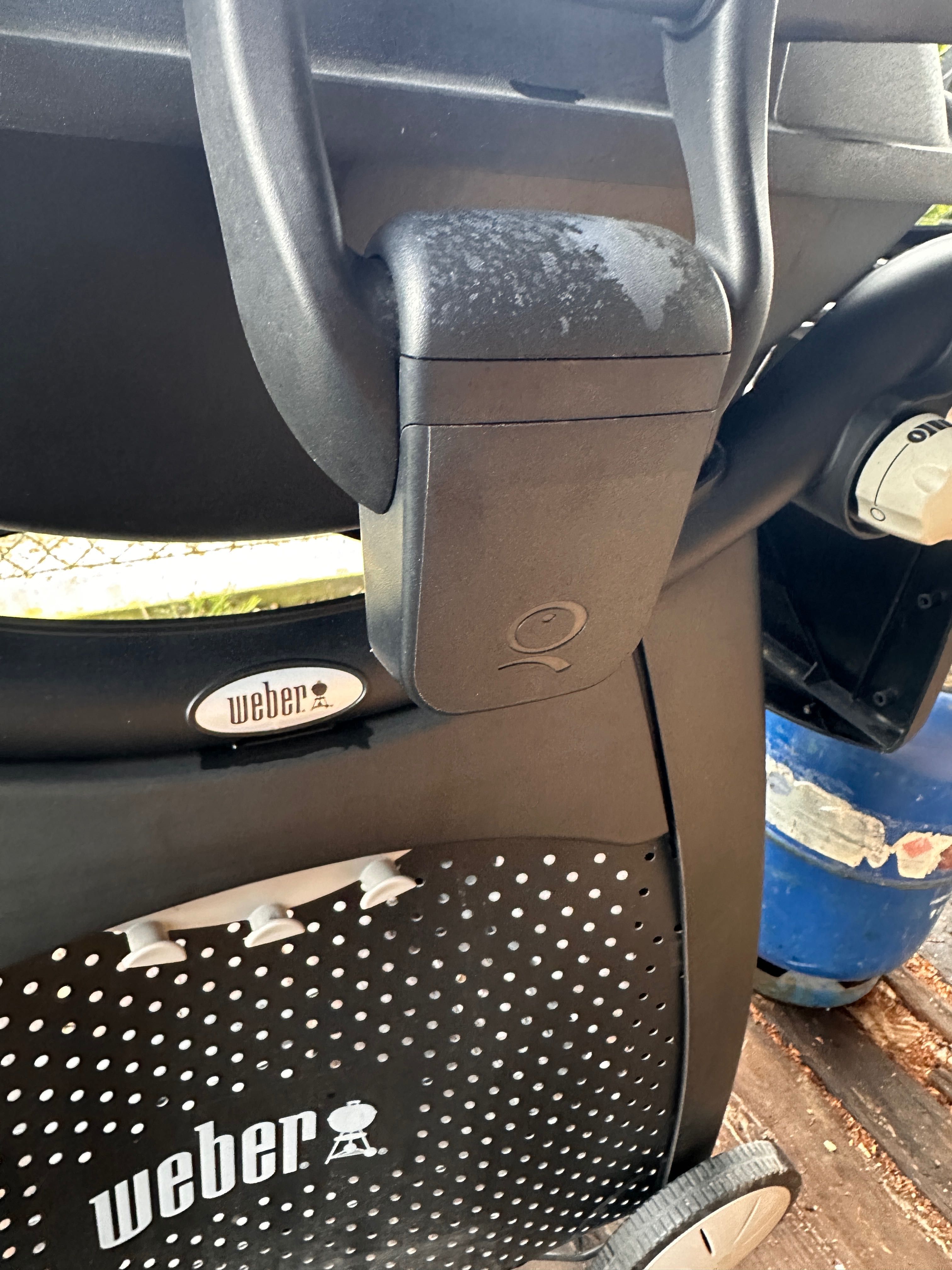 Gril Gazowy WEBER Q 3200