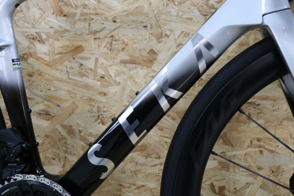 Bicicleta topo de gama Seka Exceed Sram Force AXS novo modelo