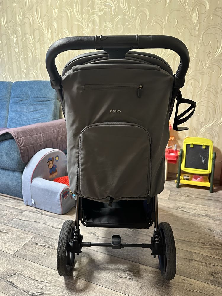 Прогулочная коляска  Carrello Bravo Plus