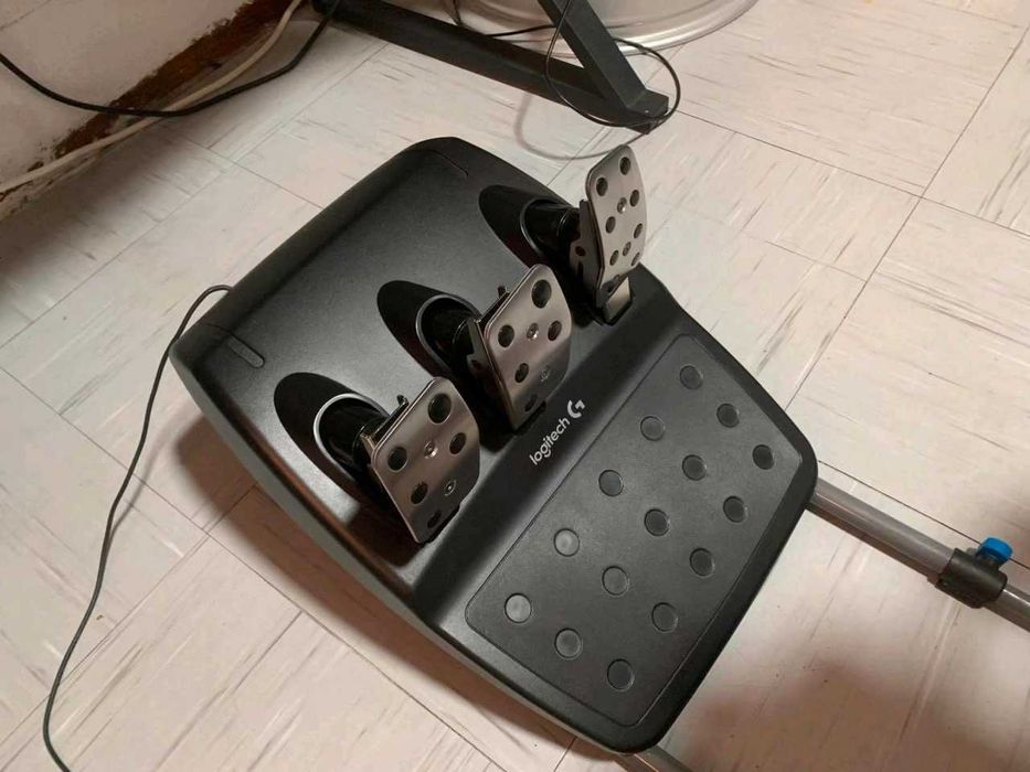 Zestaw Logitech G29 + Shifter + Fotel Playseat Challenge X Logitech