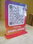 Табличка для оплаты с QR-кодом. Табличка адресная. Неон вывески.