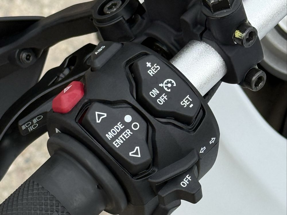 Ducati DesertX 2024