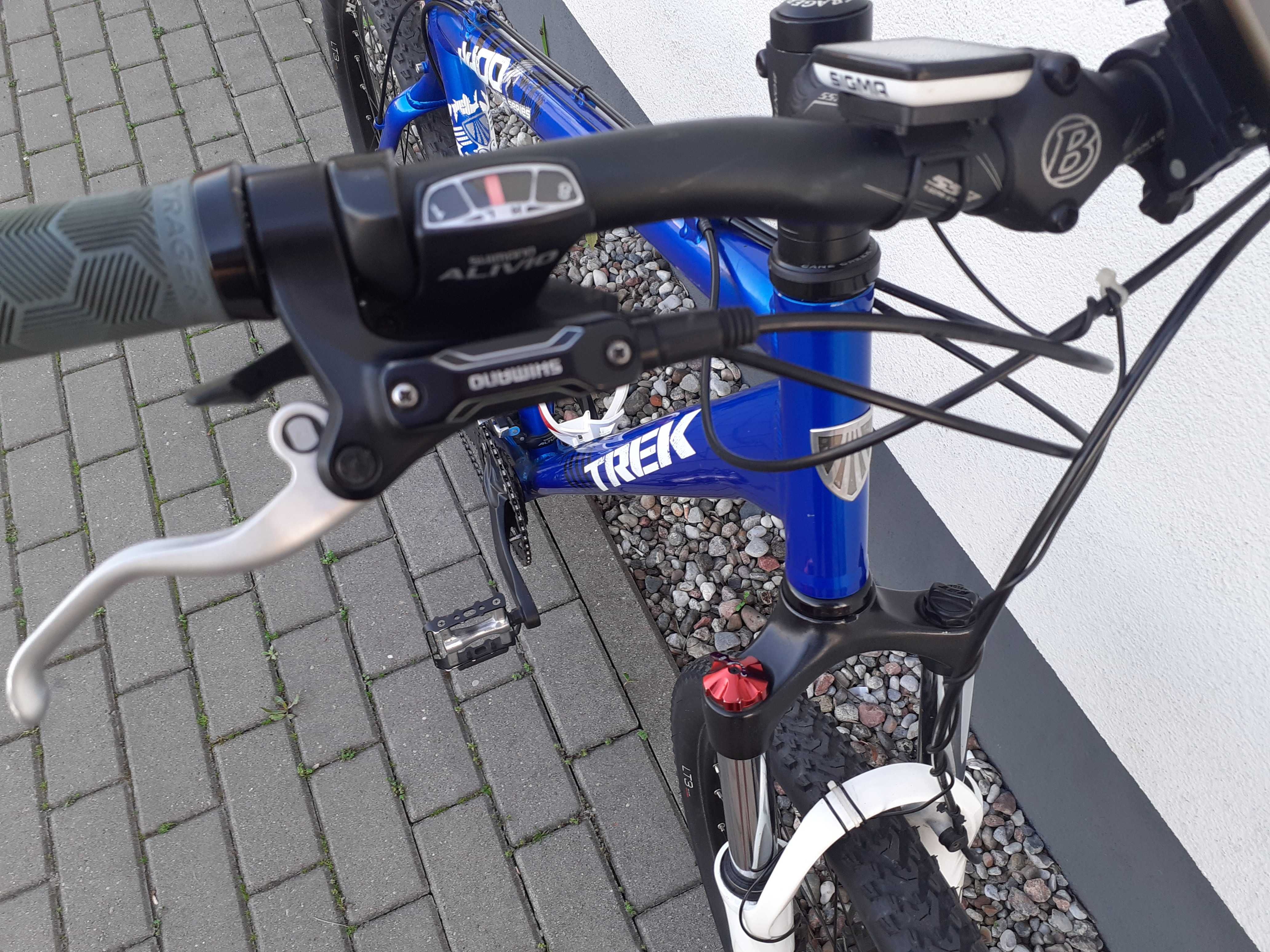 TREK  mtb hydraulika deore cube bontrager stan bdb giant alpha
