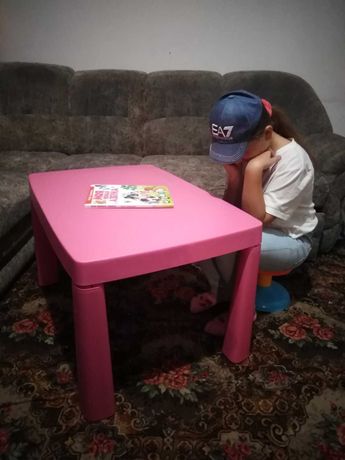Стіл дитячий стол