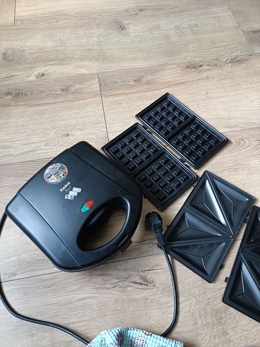 Вафельниця бутербродниця