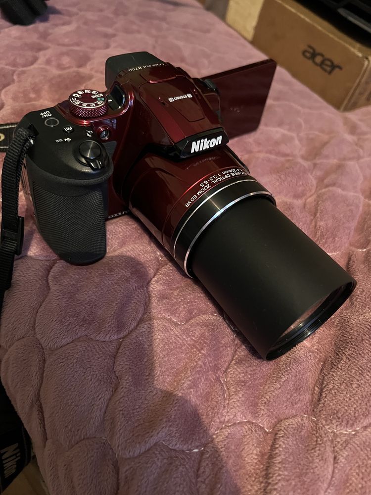 Nikon Coolpix  b700 фотоаппарат