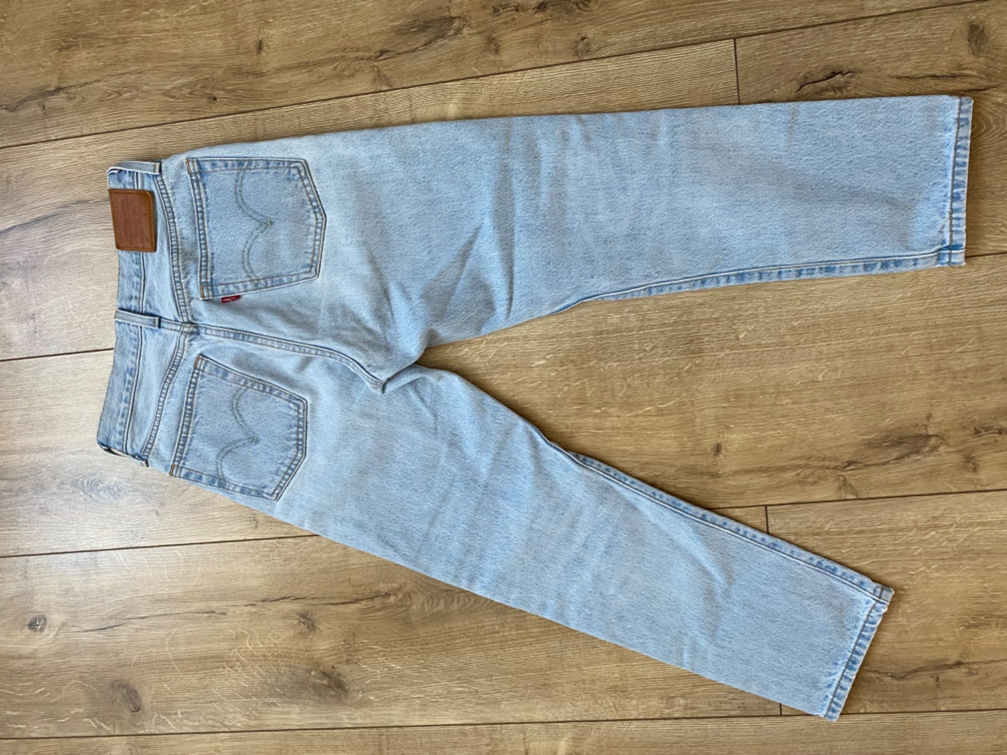 Levis Strauss dżinsy straight fit 501 550 W25 L26