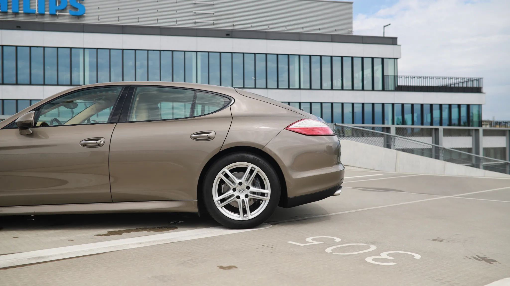 Porsche Panamera 4 | Jeden właściciel w USA | 38 wpisów serwisowych | 74 000 km