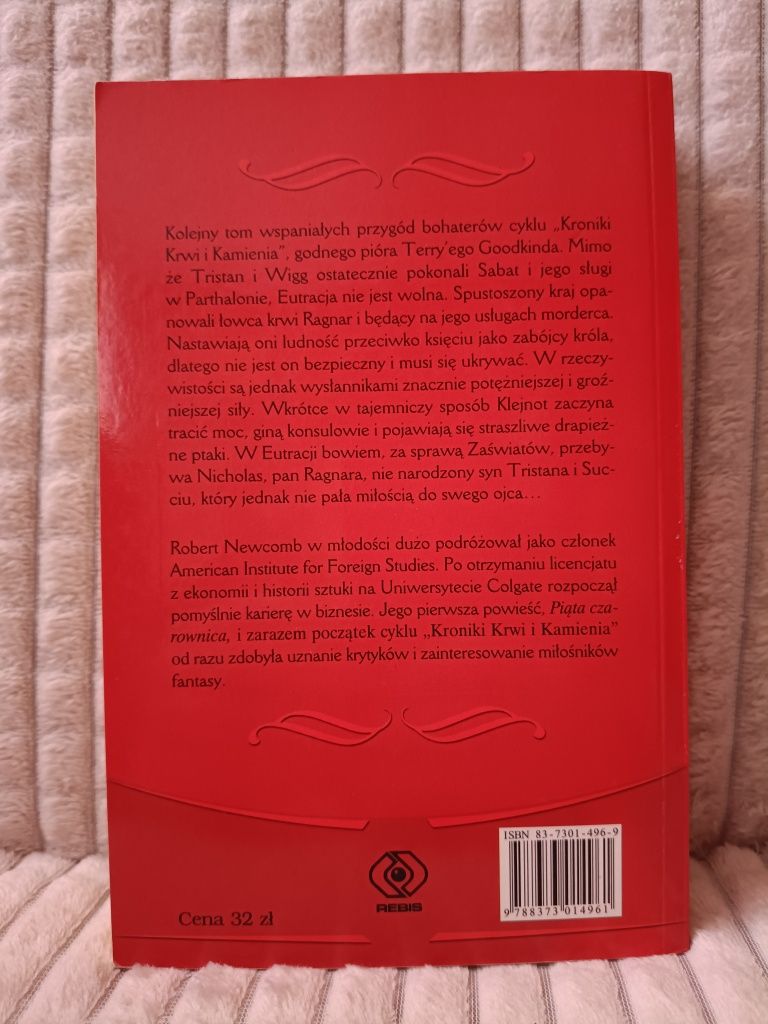Robert Newcomb - Wrota świtu. Kroniki krwi i kamienia Tom II