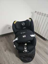 Cadeira para o carro rotativa para bebé preta em óptimo estado