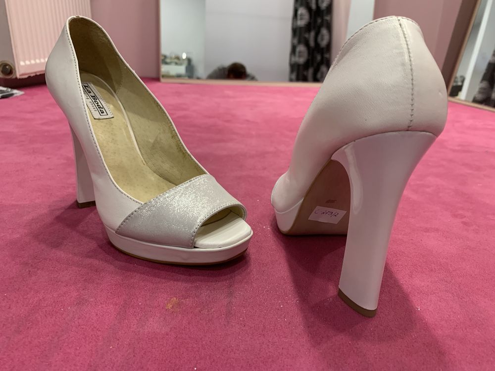 Buty ślubne LaBoda C-279/2 r.38 Białe - WYPRZEDAŻ