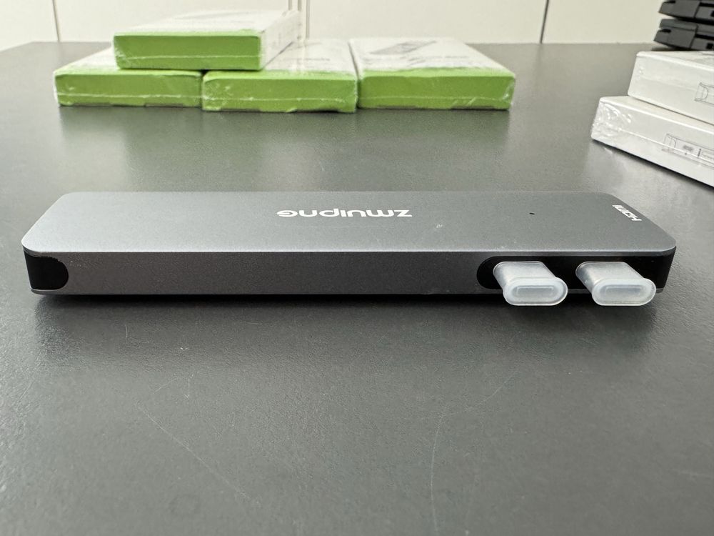 USB-C HUB 8in1 Thunderbolt 3 MacBook Pro, Air