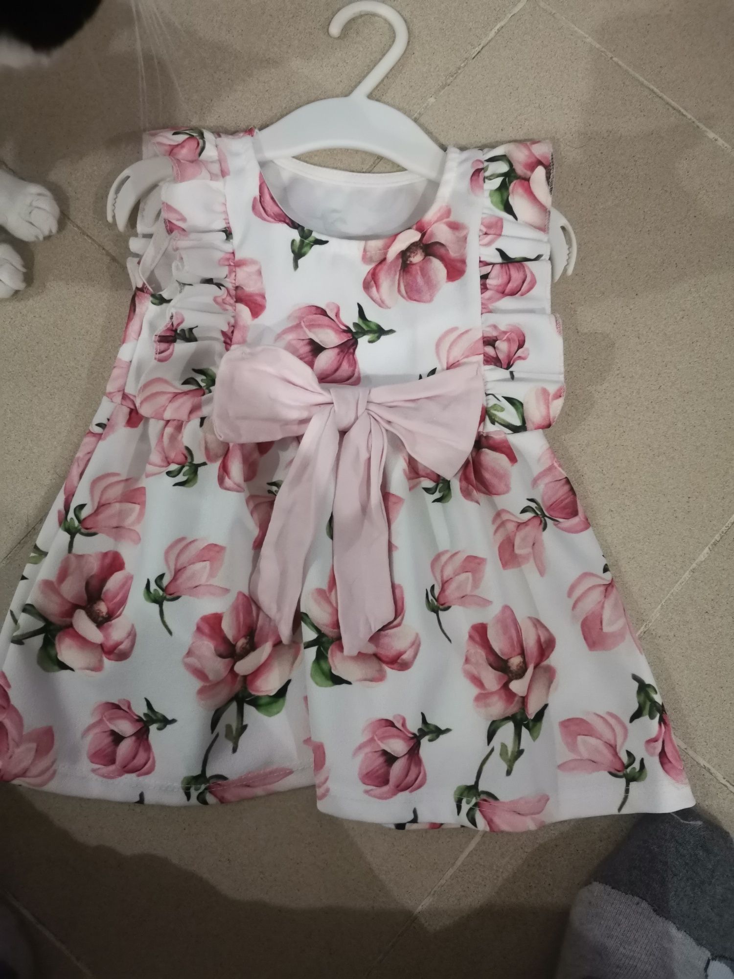 Vestido floral 12m