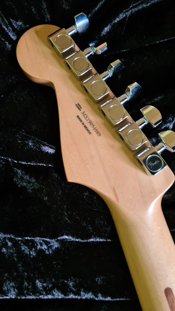 Gitara elektryczna Fender Stratocaster Player