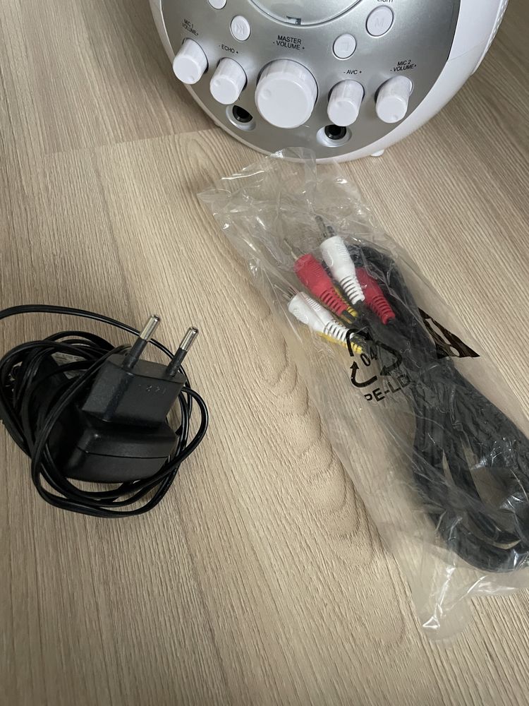 Odtwarzacz cd karaoke dla dzieci z mikrofonami