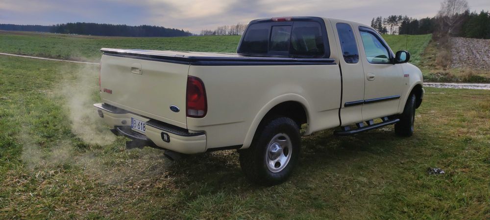 Ford F150 5,4 lpg pickup 2002r