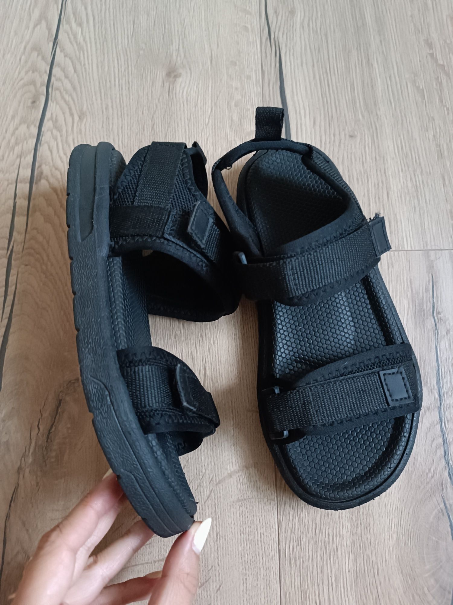 Сандалі Primark 35р.