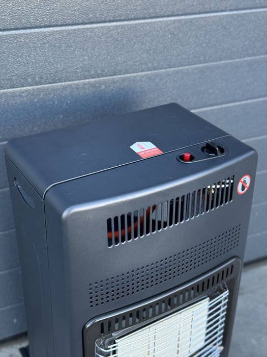 Портативный газовый обогреватель грелка. Переносний газовий обігрівач