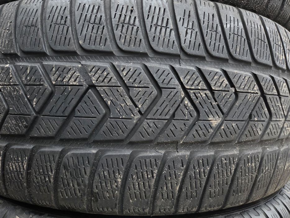 Шини 255/50 R20 Pirelli зима