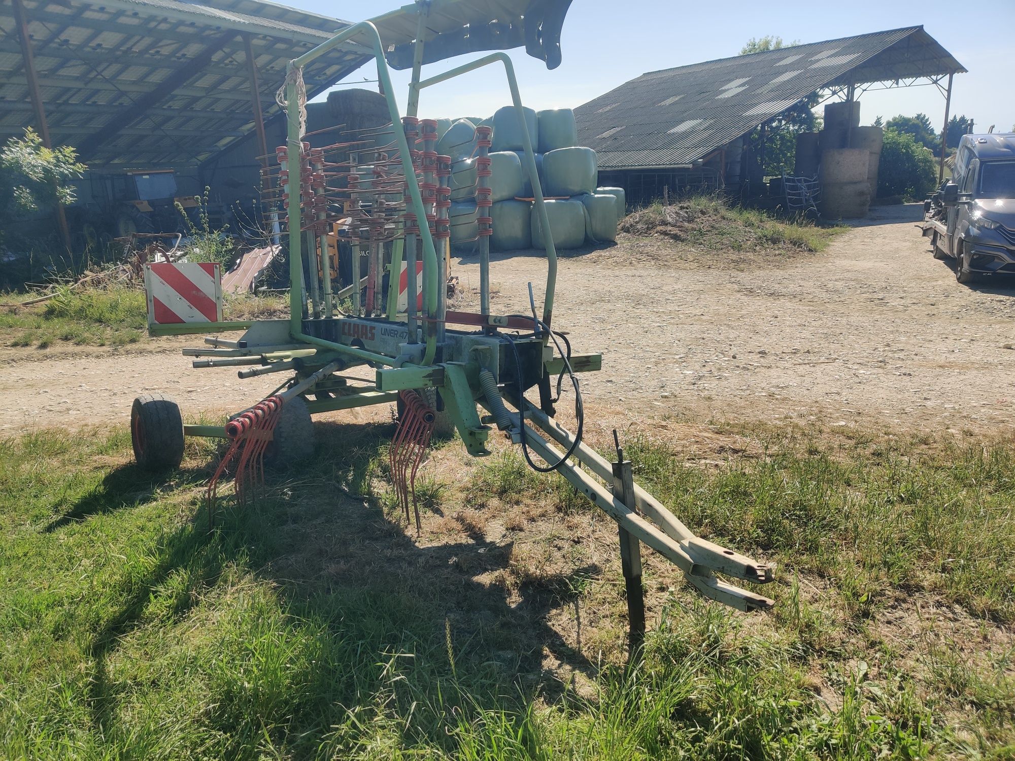 Claas Liner 470T