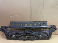 Opel Corsa E 14-19 Grill Atrapa Zderzaka Przód Przedni
