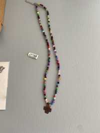 Fio de pedras coloridas com cruz prata - COQUINE Jewelry