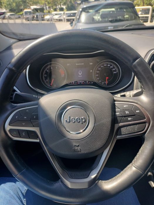 Jeep Cherokee top de gama motor 3.2 272cv gasolina ano 2018 Aceito ret